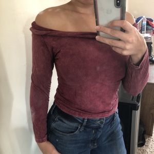 Mod Distressed off the shoulder shirt💥🌻